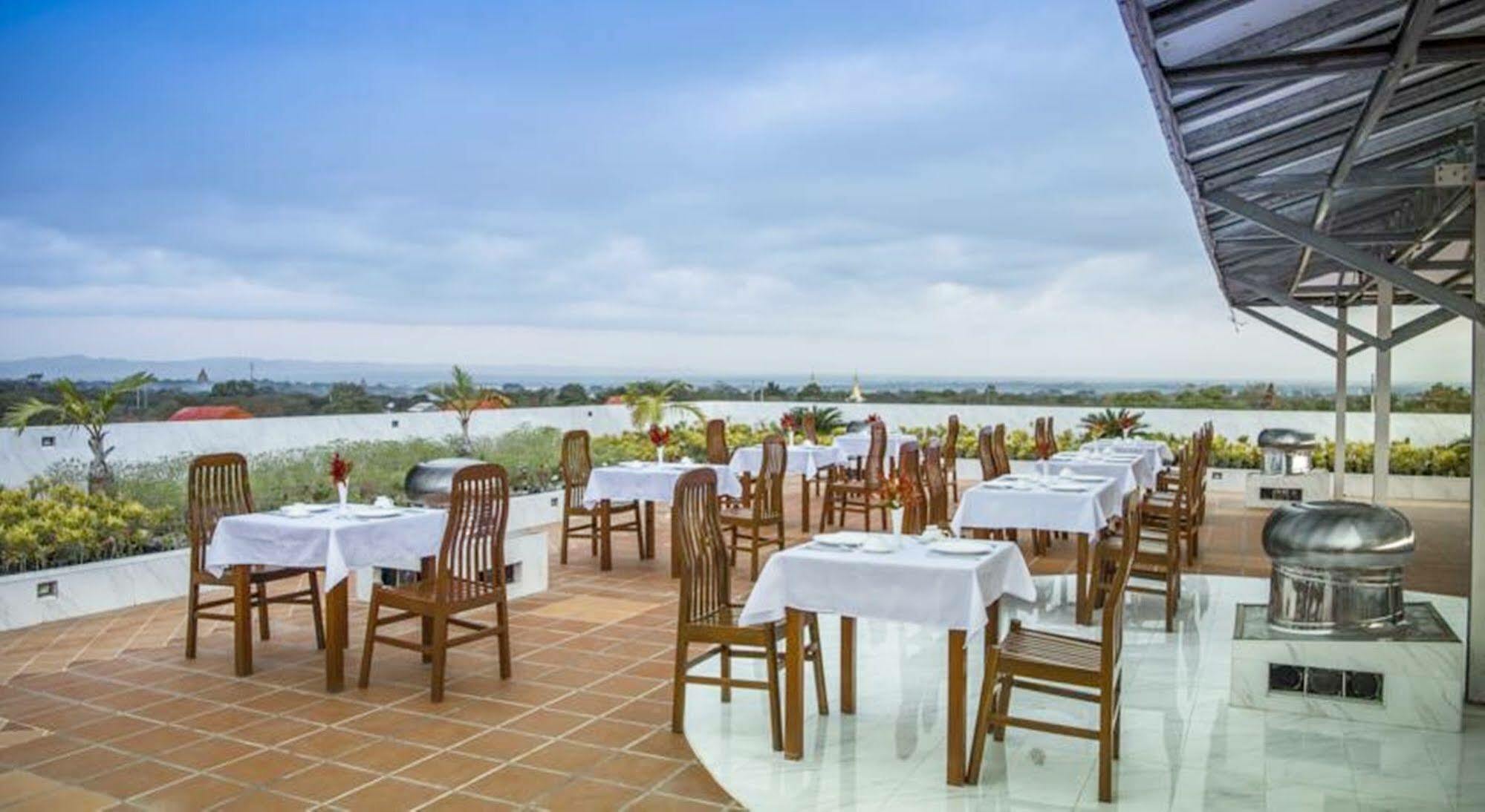 Sky View Hotel Bagan Exterior foto